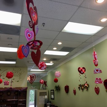 Creative Touch Nail Salon - Nail Salons Near Me - Los Angeles, California