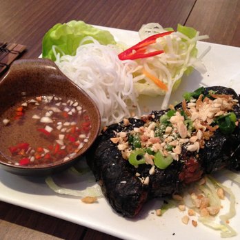 Viet Ace - Beef wrapped in betel leaves - Vietnamese Near Me - London, XGL