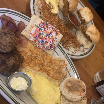 Ted's Bulletin 14th - Big Mark Breakfast + Chicken and Biscuits - Breakfast & Brunch Near Me - Washington, DC, District of Columbia Ted's Bulletin 14th - Big Mark Breakfast + Chicken and Biscuits - Breakfast & Brunch Near Me - Washington, DC, District of Columbia