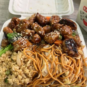Pots n' Woks - Vegan Teriyaki chicken with veggies, fried rice and chow mien - Chinese Near Me - Whittier, California
