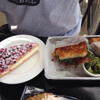 Joan's on Third - Breakfast & Brunch Near Me - Los Angeles, California
