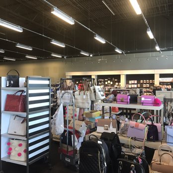 DSW Designer Shoe Warehouse - Shoe Stores Near Me - Phoenix, Arizona