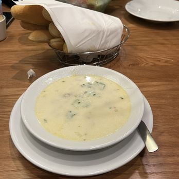 Olive Garden Italian Restaurant - Zuppa Toscana - Italian Near Me - Vallejo, California