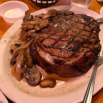 Texas Roadhouse - 20 oz ribeye with sautéed onions and mushrooms - Barbeque Near Me - Papillion, Nebraska Texas Roadhouse - 20 oz ribeye with sautéed onions and mushrooms - Barbeque Near Me - Papillion, Nebraska