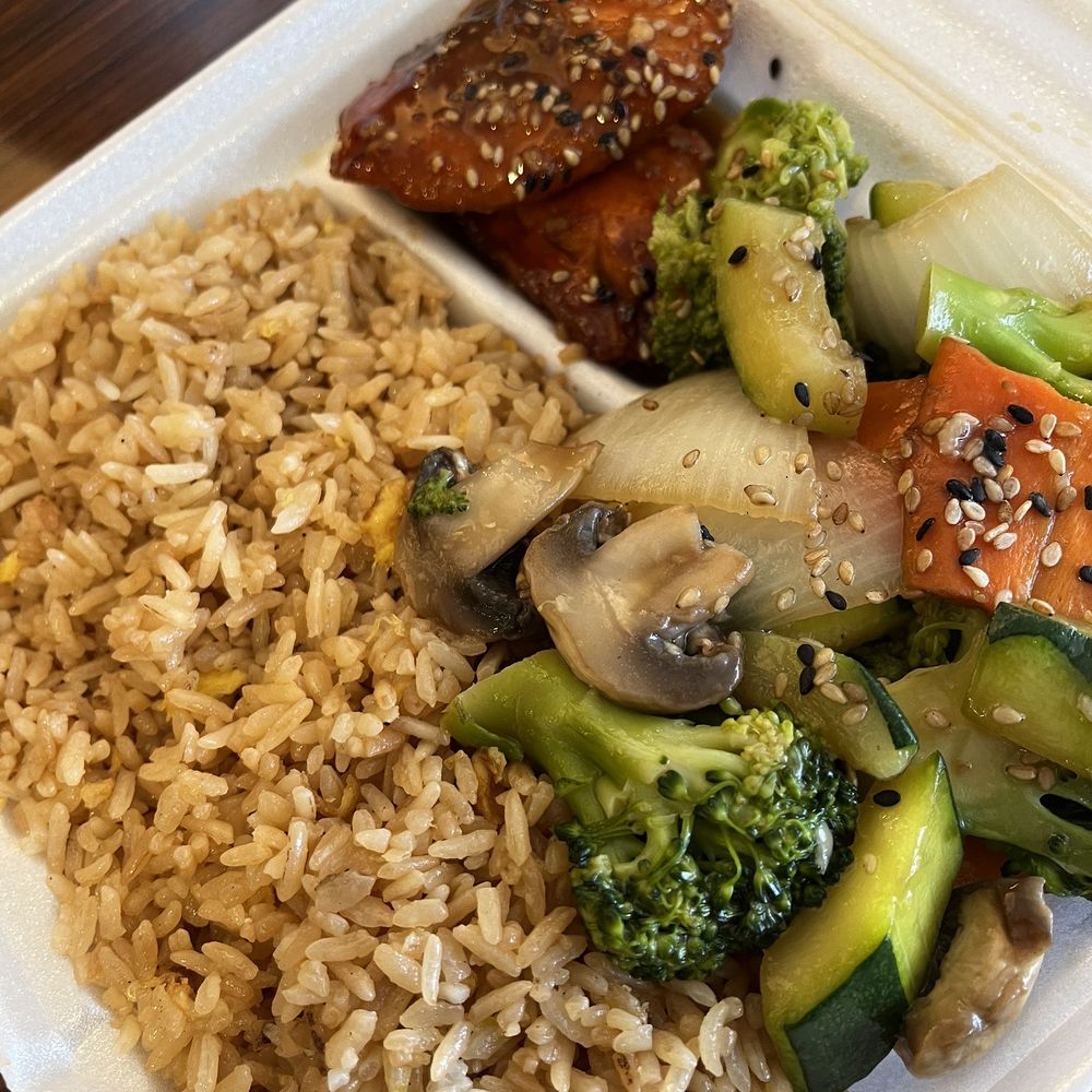 Hanami Express - Hibachi salmon lunch - Japanese Near Me - Austintown, Ohio Hanami Express - Hibachi salmon lunch - Japanese Near Me - Austintown, Ohio
