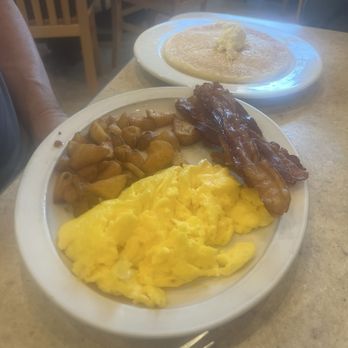 Wild Eggs - The Mad Platter - Breakfast & Brunch Near Me - Louisville, Kentucky