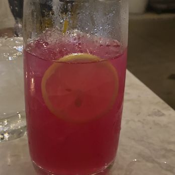 True Food Kitchen - Strawberry lemonade - Vegetarian Near Me - Pasadena, California True Food Kitchen - Strawberry lemonade - Vegetarian Near Me - Pasadena, California