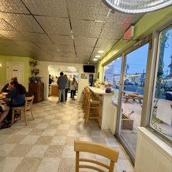 Nana & Poppy's Ice Cream Shop