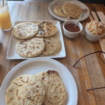 Balompie Cafe No 3 - Pupusa! - Seafood Near Me - San Francisco, California Balompie Cafe No 3 - Pupusa! - Seafood Near Me - San Francisco, California