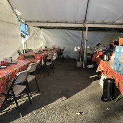 Menudo Don Goyo - Sitting area