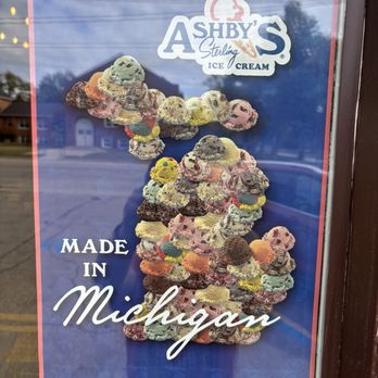 Home Team Ice Cream - YES! All the ice cream is made from local Michigan manufactures! - Ice Cream & Frozen Yogurt Near Me - Manchester, Michigan Home Team Ice Cream - YES! All the ice cream is made from local Michigan manufactures! - Ice Cream & Frozen Yogurt Near Me - Manchester, Michigan