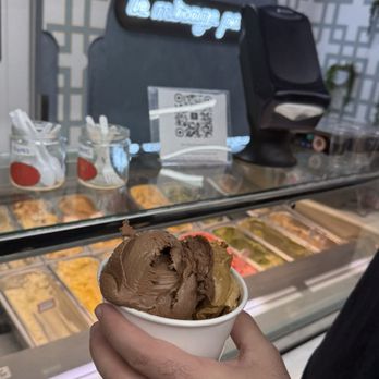Le Mirage Pastry - Desserts Near Me - Anaheim, California