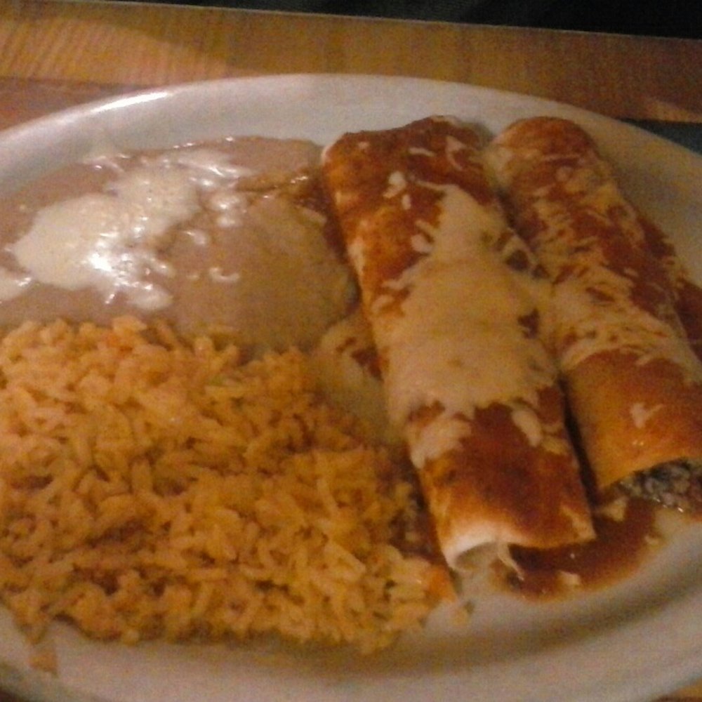 El Rey Mexican Restaurant - two enchillas and rice - Mexican Near Me - Powell, Tennessee El Rey Mexican Restaurant - two enchillas and rice - Mexican Near Me - Powell, Tennessee