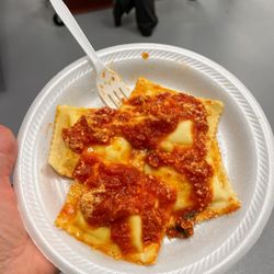 DeVeglio’s Fresh Pasta Italian Market