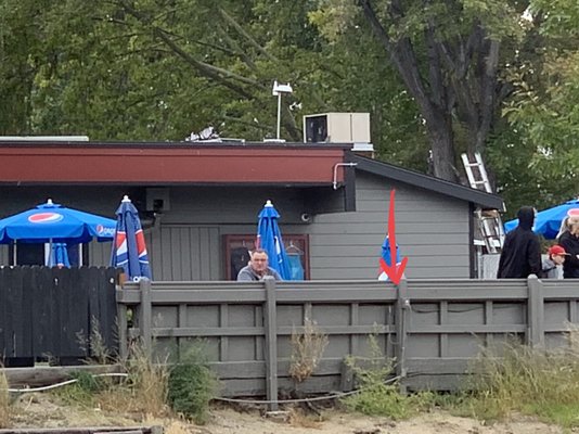 Lakeview Drive In by null