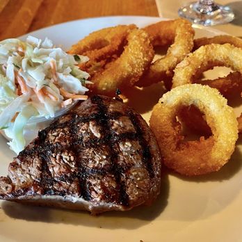 Applebee's Grill + Bar - 6 oz Sirloin with onion rings and cole slaw - American Near Me - Corbin, Kentucky