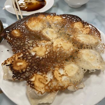 The Dumpling King - Pan fried dumplings - Taiwanese Near Me - Markham, Ontario