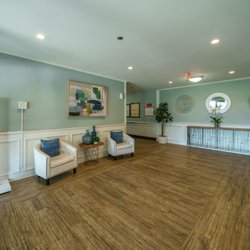 Ojai Health & Rehabilitation - Front Lobby