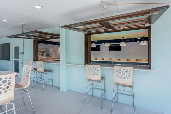 Beachside Hotel & Suites by null