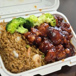 Best Wok - General Tso Chicken with Shrimp Fried Rice