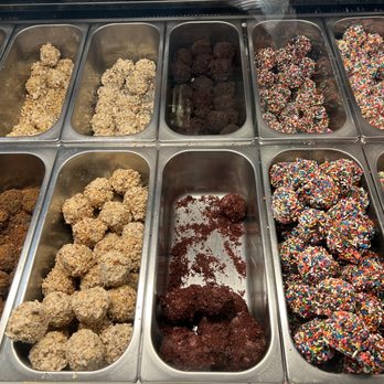 West Town Bakery & Diner - Cakeballs Galore!! - Diners Near Me - Chicago, Illinois
