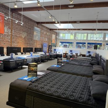 Mancini's Sleepworld - Walnut Creek - Airloom and beauty rest row with helix at the end - Mattresses Near Me - Walnut Creek, California Mancini's Sleepworld - Walnut Creek - Airloom and beauty rest row with helix at the end - Mattresses Near Me - Walnut Creek, California