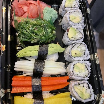 Tokyo Mandarin - Vegetable roll entree - Japanese Near Me - Marmora, New Jersey Tokyo Mandarin - Vegetable roll entree - Japanese Near Me - Marmora, New Jersey