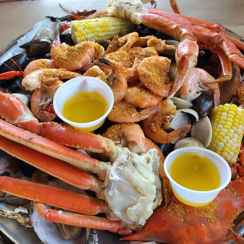 May's Seafood Restaurant - Seafood platter - Seafood Near Me - Frederick, Maryland May's Seafood Restaurant - Seafood platter - Seafood Near Me - Frederick, Maryland