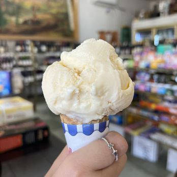 Zebrun's Starliner - Vanilla ice cream - Grocery Near Me - Ridgefield, Washington Zebrun's Starliner - Vanilla ice cream - Grocery Near Me - Ridgefield, Washington