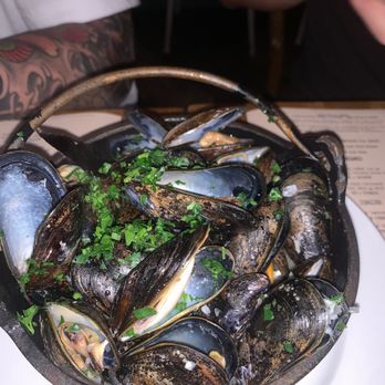 OSTE - Sofia  MUSSELS - Italian Near Me - Los Angeles, California