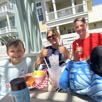C-Bar Seaside Cafe - Bars Near Me - Port Aransas, Texas
