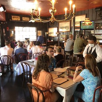 Martin's Tavern - Breakfast & Brunch Near Me - Washington, DC, District of Columbia Martin's Tavern - Breakfast & Brunch Near Me - Washington, DC, District of Columbia