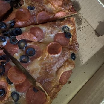 JC's Pizzaria - Burnt pizza - Pizza Near Me - Keizer, Oregon
