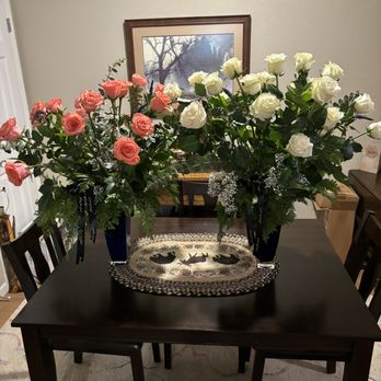Royalty Arrangements - Floral Designers Near Me - Downtown Longmont, Colorado Royalty Arrangements - Floral Designers Near Me - Downtown Longmont, Colorado