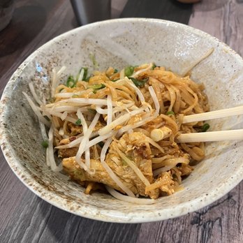 Bowlba Cafe - Pad Thai- delicious - Thai Near Me - Raleigh, North Carolina