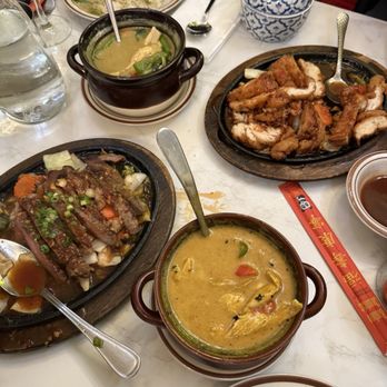 EE-Sane Thai Cuisine - volcano steak, yellow curry, volcano chicken, green curry - Thai Near Me - Milwaukee, Wisconsin