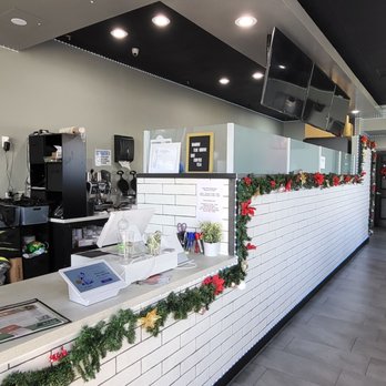 BAMBU - Inside - Juice Bars & Smoothies Near Me - Elk Grove, California