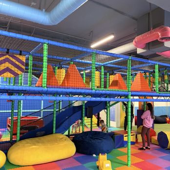 Ball N Bounce - Indoor Playcenter Near Me - Los Angeles, California