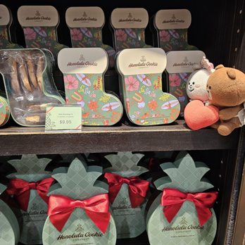 Honolulu Cookie Company - Cute tin! - Desserts Near Me - Honolulu, Hawaii