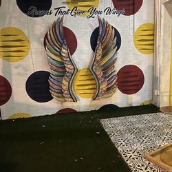 Arepas That Gives You Wings Mural