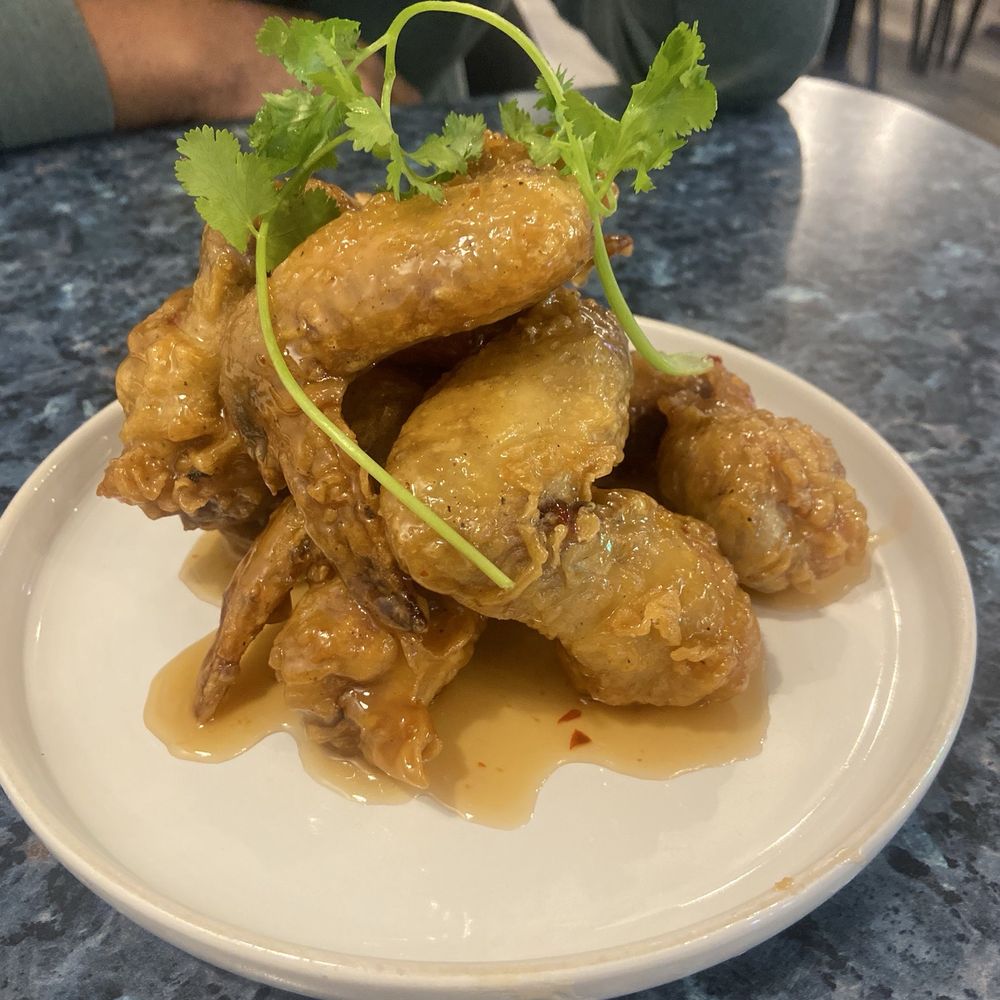 Little Saigon Restaurant - Vietnamese Near Me - Winnipeg, Manitoba Little Saigon Restaurant - Vietnamese Near Me - Winnipeg, Manitoba