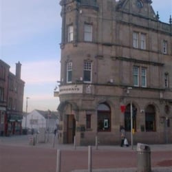 Hemingways Public House