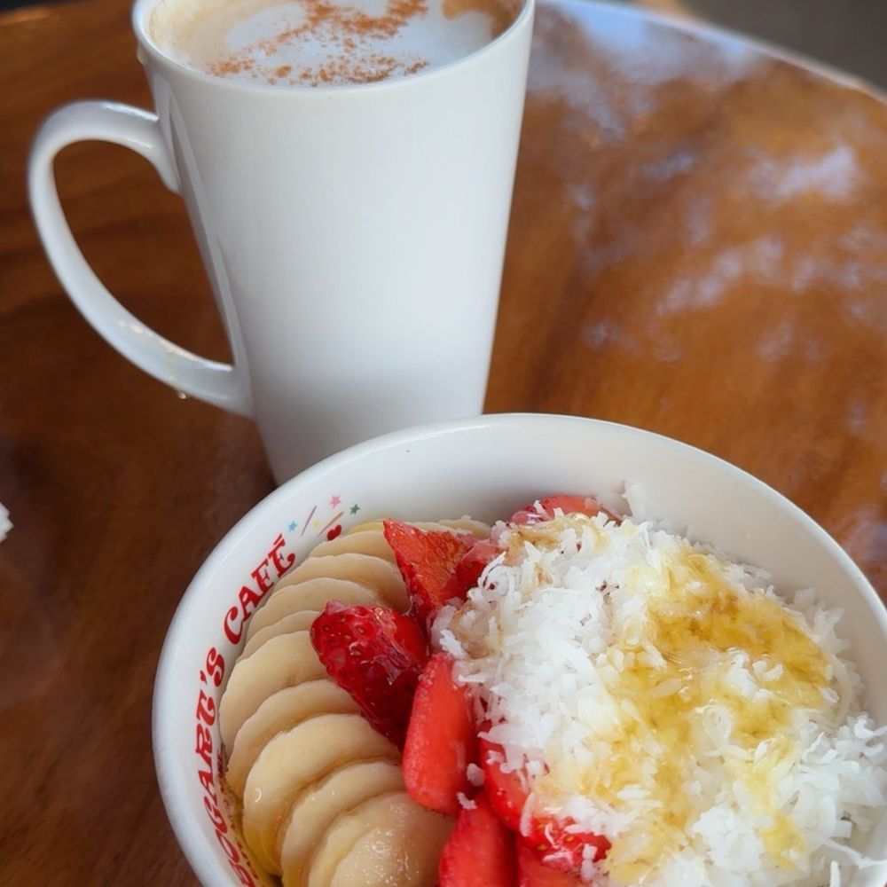 Bogart's Cafe - Island bowl and Viennese mocha. - Breakfast & Brunch Near Me - Honolulu, Hawaii Bogart's Cafe - Island bowl and Viennese mocha. - Breakfast & Brunch Near Me - Honolulu, Hawaii