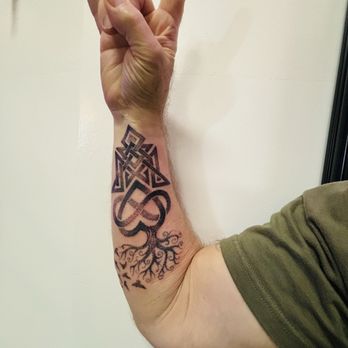 Old Crow Tattoo - Tattoo Near Me - Berkeley, California Old Crow Tattoo - Tattoo Near Me - Berkeley, California
