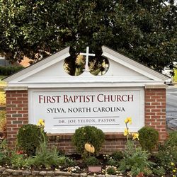 First Baptist Church of Sylva - Church