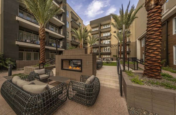 Carter Apartments 3300 N Scottsdale Rd Scottsdale Az Apartments Mapquest