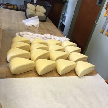 Vella Cheese Co - Cheese Shops Near Me - Sonoma, California Vella Cheese Co - Cheese Shops Near Me - Sonoma, California