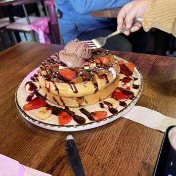 Madres Brunch - Nutella waffles my kid said they were too sweet ! - Breakfast & Brunch Near Me - Riverside, California