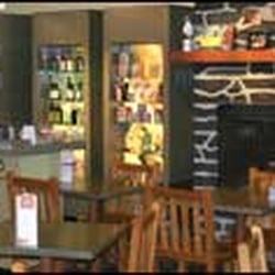 Café de La Vie - D'ambiance feutrée aux allures champêtres, le Café de la Vie représente un véritable espace-détente pour les clients du magasin.
