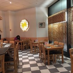 Bando Sushi-Bar - Gastraum